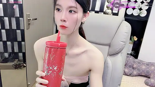 Yueyue-MM live