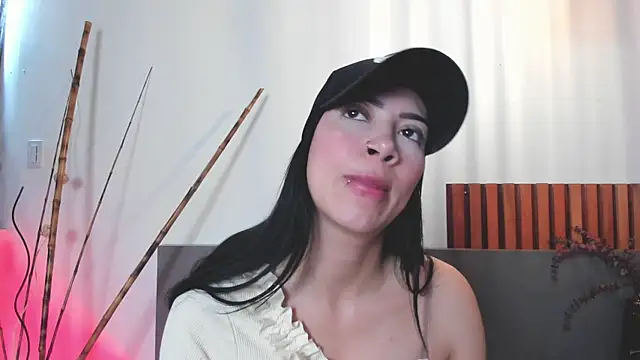 AbbieJoness_ live