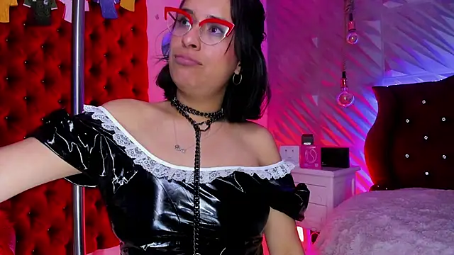 Roxanne_Han live