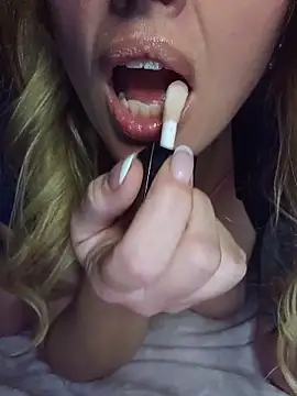 Bridgette03 live