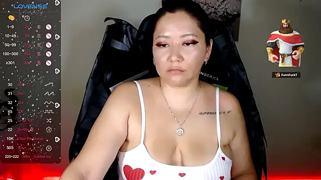LisaAsianFlower live