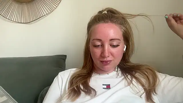 arielsweetieee live