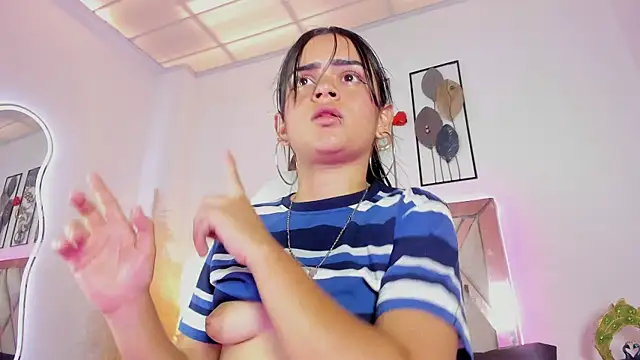 Estrellavega_ live