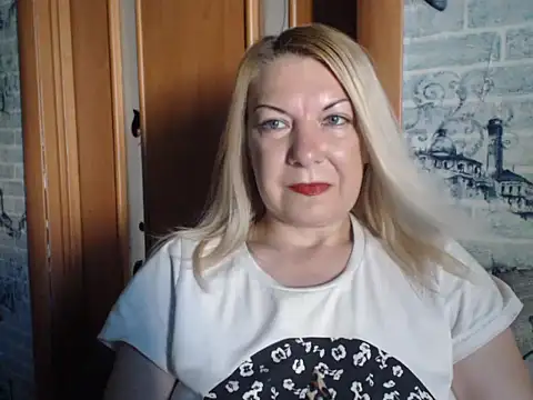 Lillia_Ray live