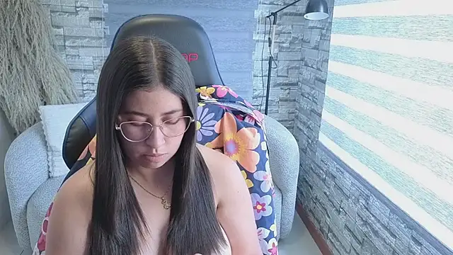 kaylavg live