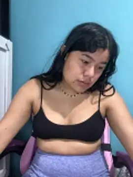April_Becker live