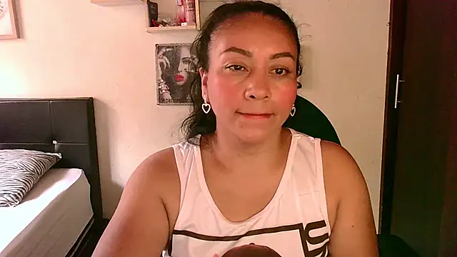 zaray_bella live