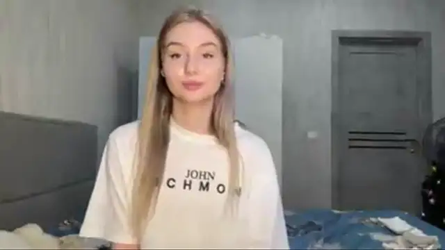 MoonlitCrystalia live