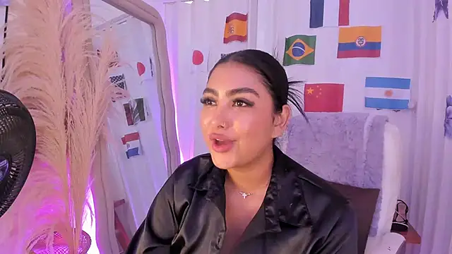 NatashaBrown12 live