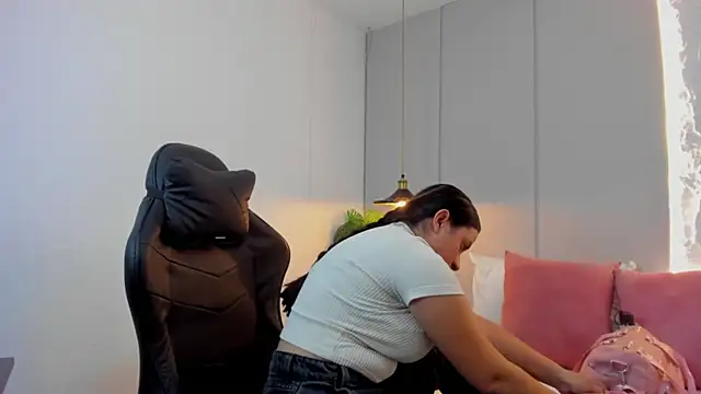 kira_relish live