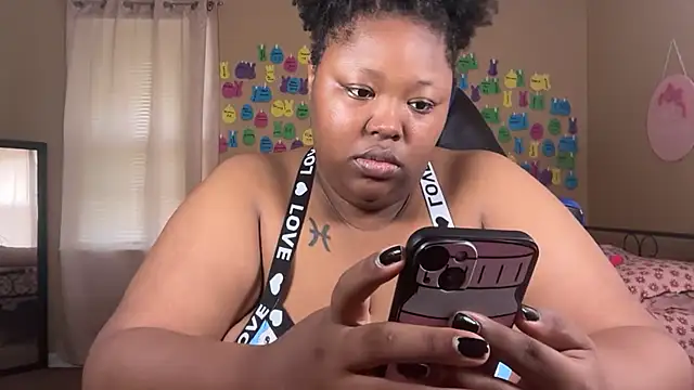 Chocolatebunnyxx96 live