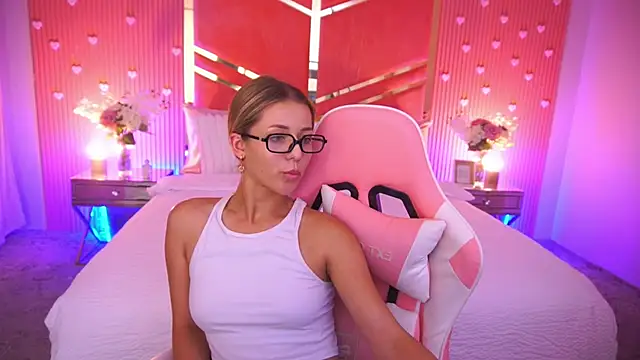 DoveLovee live