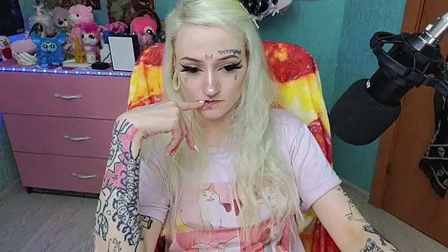 Manuela_unicorn live