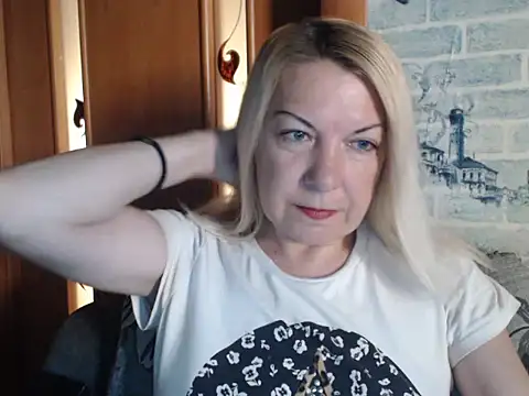 Lillia_Ray live
