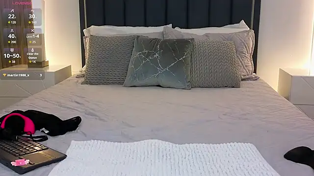 bella__adams live