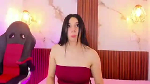 MadissonLewis1 live