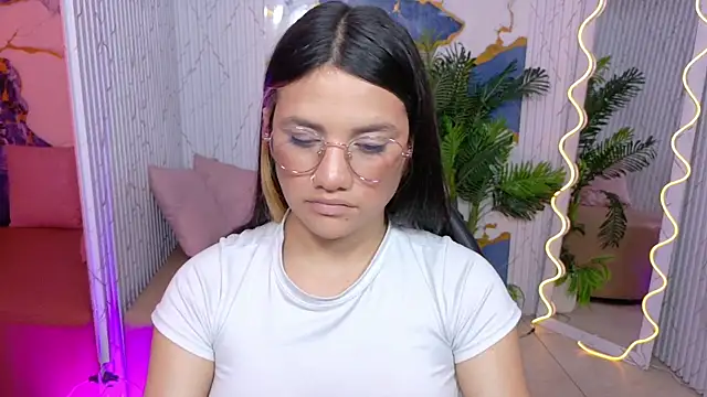 Chiara_tay live