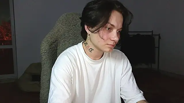 esajukyy live