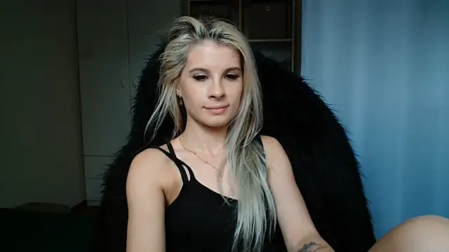 KristineGlow live