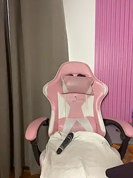 KYRAROSE_ live