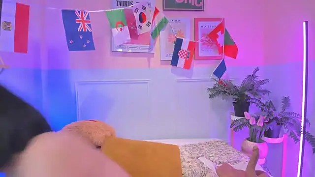 caroline__muller live