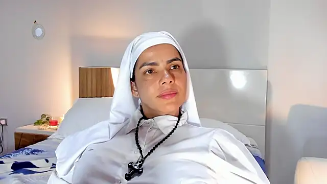 ClaraMariaMon live