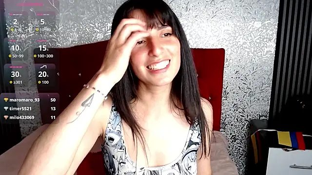 MiaVelasquez01 live
