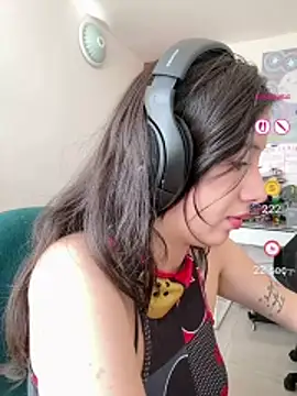 Annie_loveer live