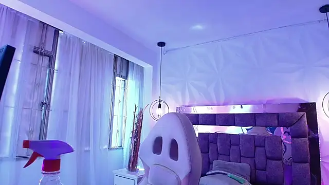 Queen_perla_ live