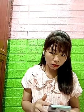 AmyLinee01 live