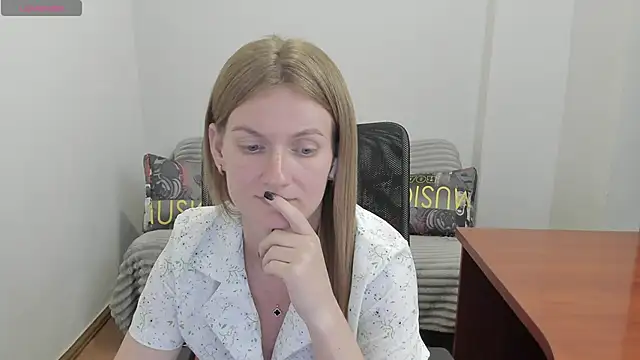 Alisha_Skyes live