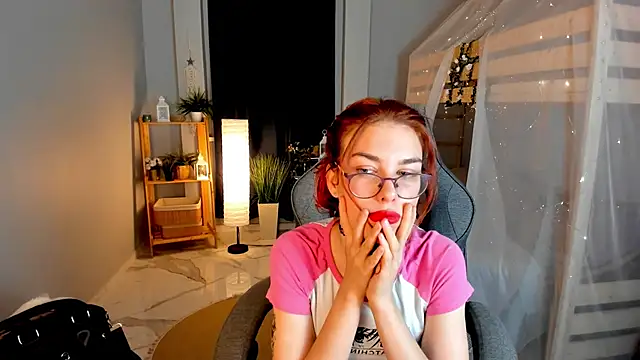 SeraphineDuskryn live