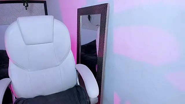 Britney_Collins_ live