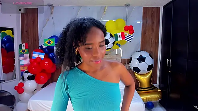 lia_16 live