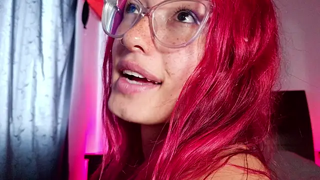 luccycollins_ live