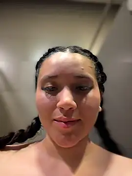 Veronica_Wins_ live