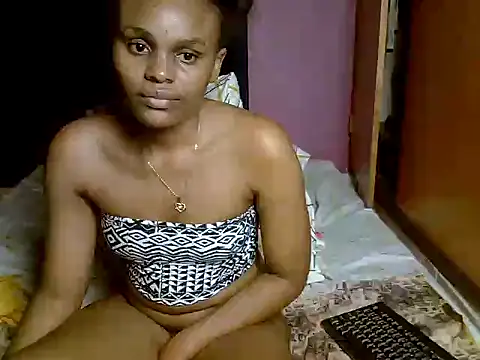 Queen_petite_ live