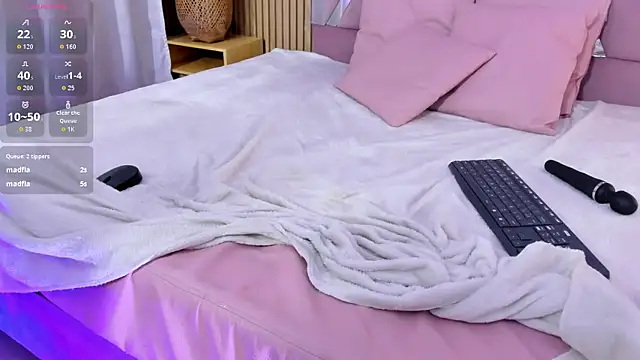 JENNA_TAY1 live