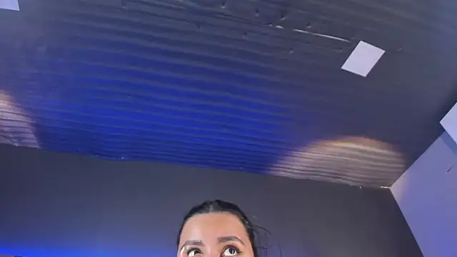 Larabrooks live