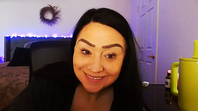 AlyssiaAmoreXO live
