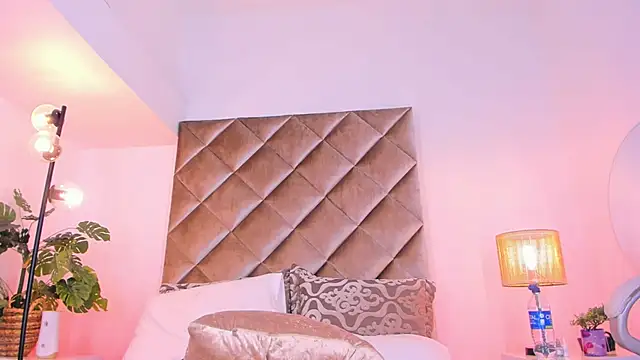 malaia_hills live