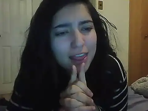 creepyh0e_ live