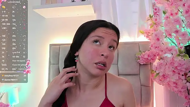 Dana_grey_ live