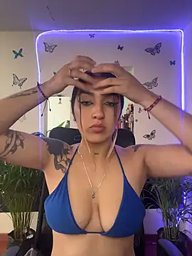 Lia-mitch live
