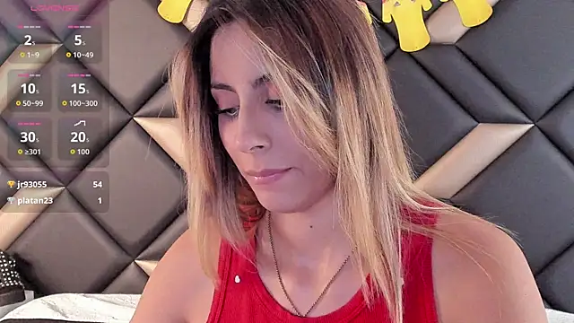 AdrianaHarlow live