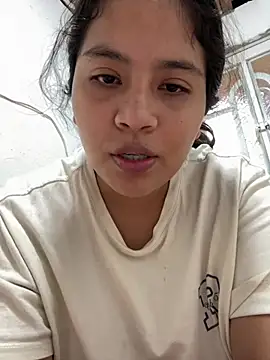 moncerrat_luna live