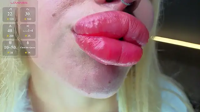 Luna_Beverly live