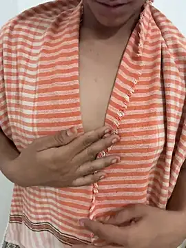 cute_manu- live