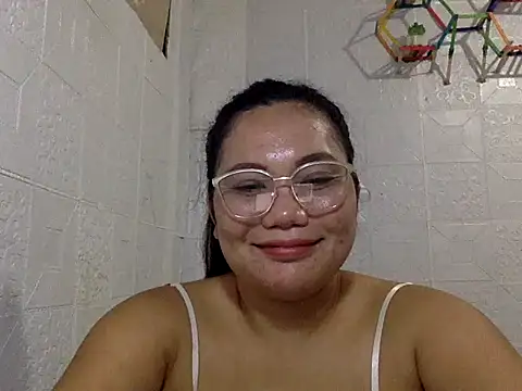 Asiann_Lady live