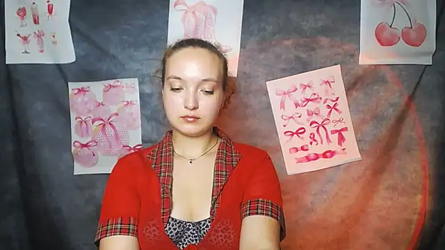 MissAriaa live